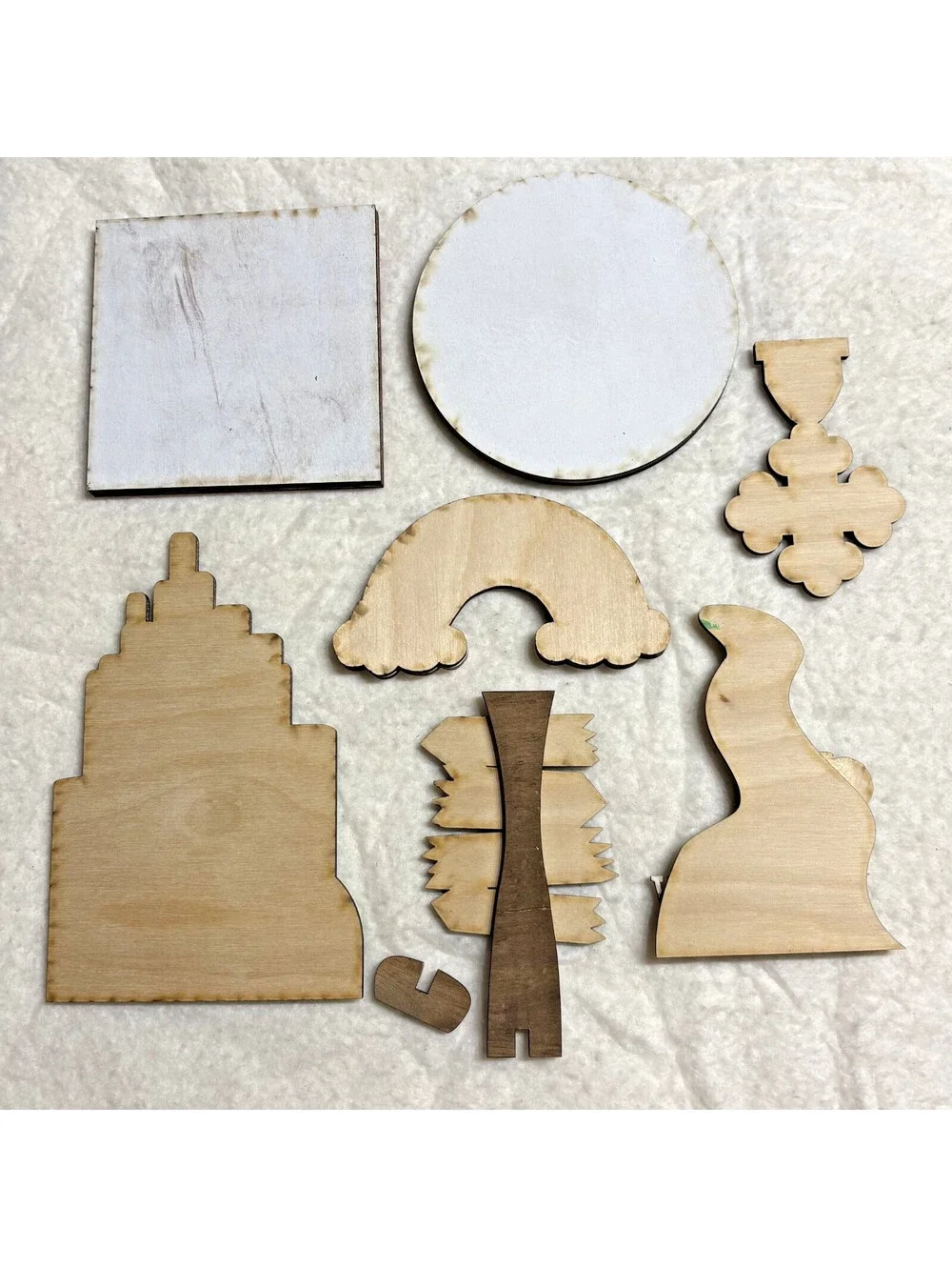 lot of 7 Pcs Wizard of Oz Tiered Tray Decor Set Wooden Signs - hand painted OOAK